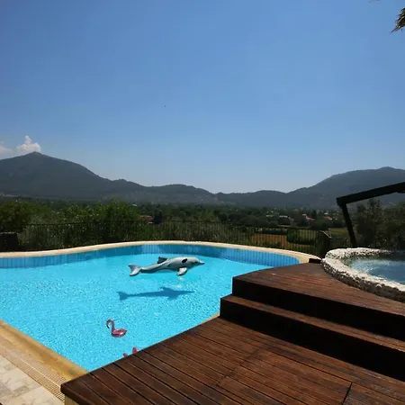 Outstanding With Impressive View And Private Pool Near Historical Area In Fethiye *