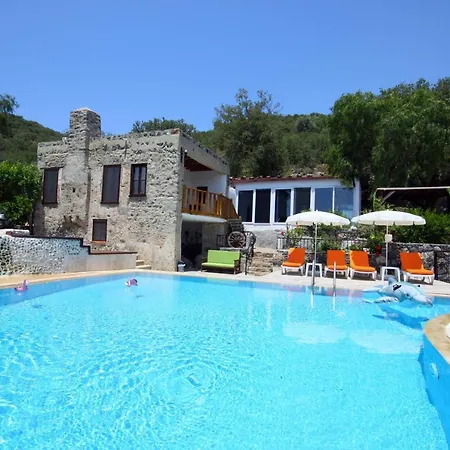 Outstanding With Impressive View And Private Pool Near Historical Area In Fethiye